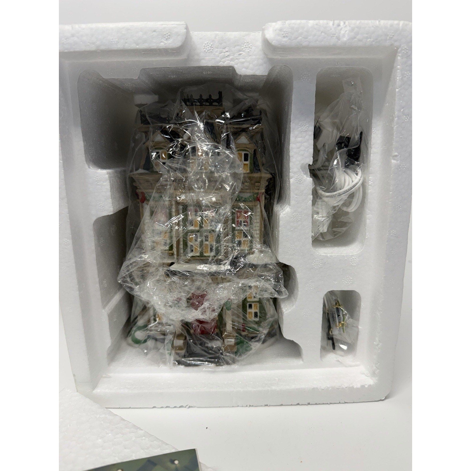 VINTAGE SEALED NEW Dept 56 Hale & Hardy House New England Village Series 56610