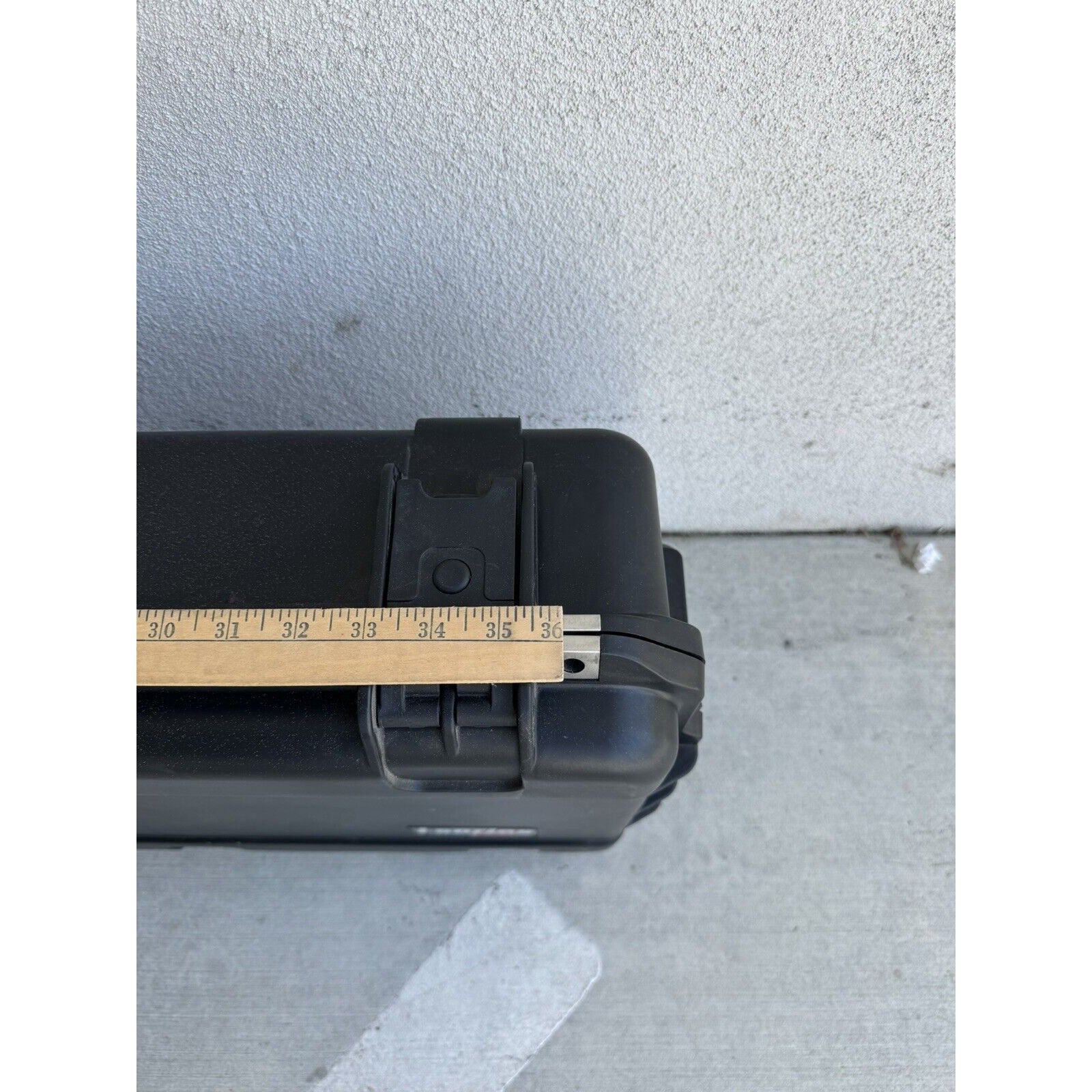 VINTAGE SKB i-Series Bow/Rifle Case IP67 RATED Water Proof w/Wheels 38" Long