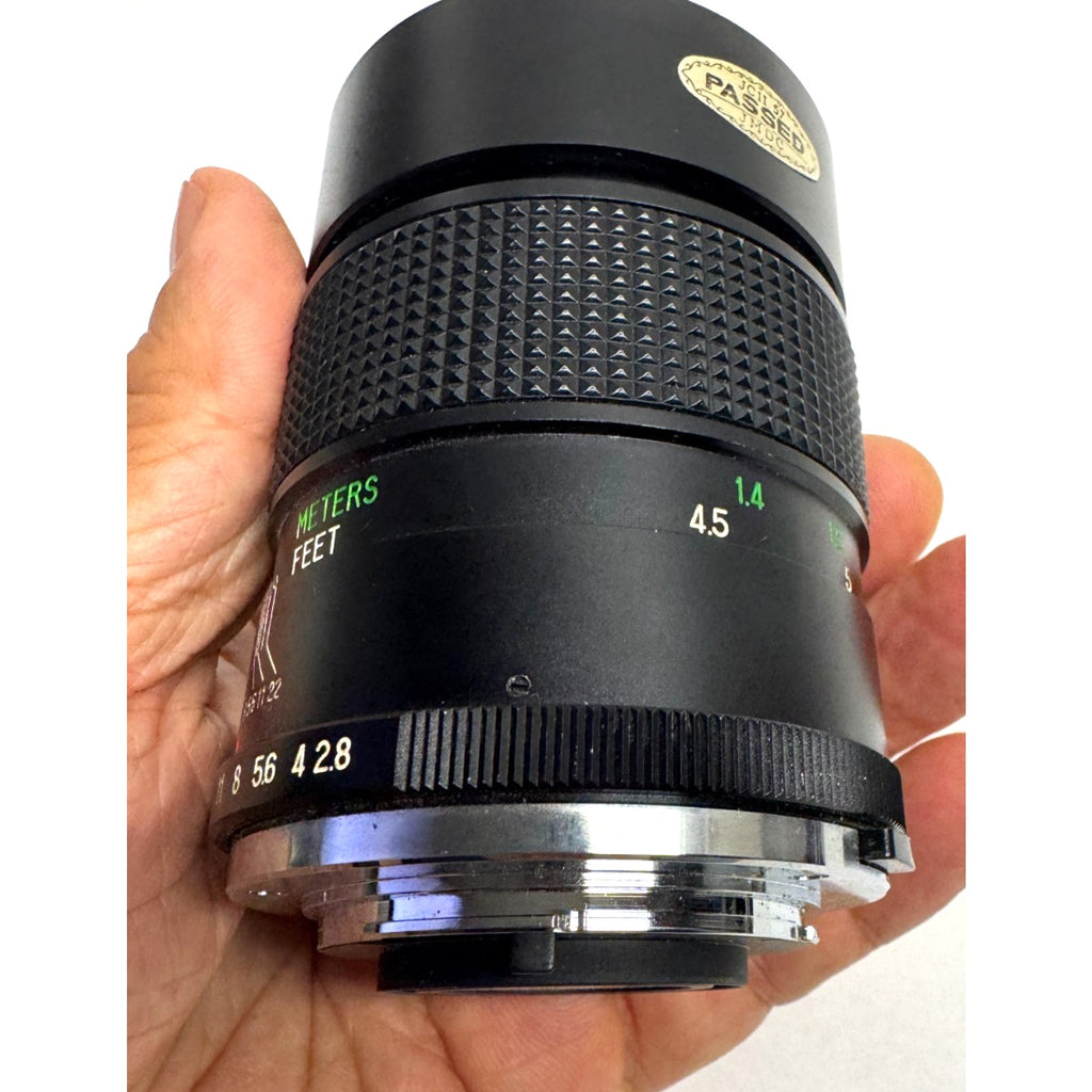 Vintage Vivitar 135mm f2.8 Auto Telephoto Prime Lens