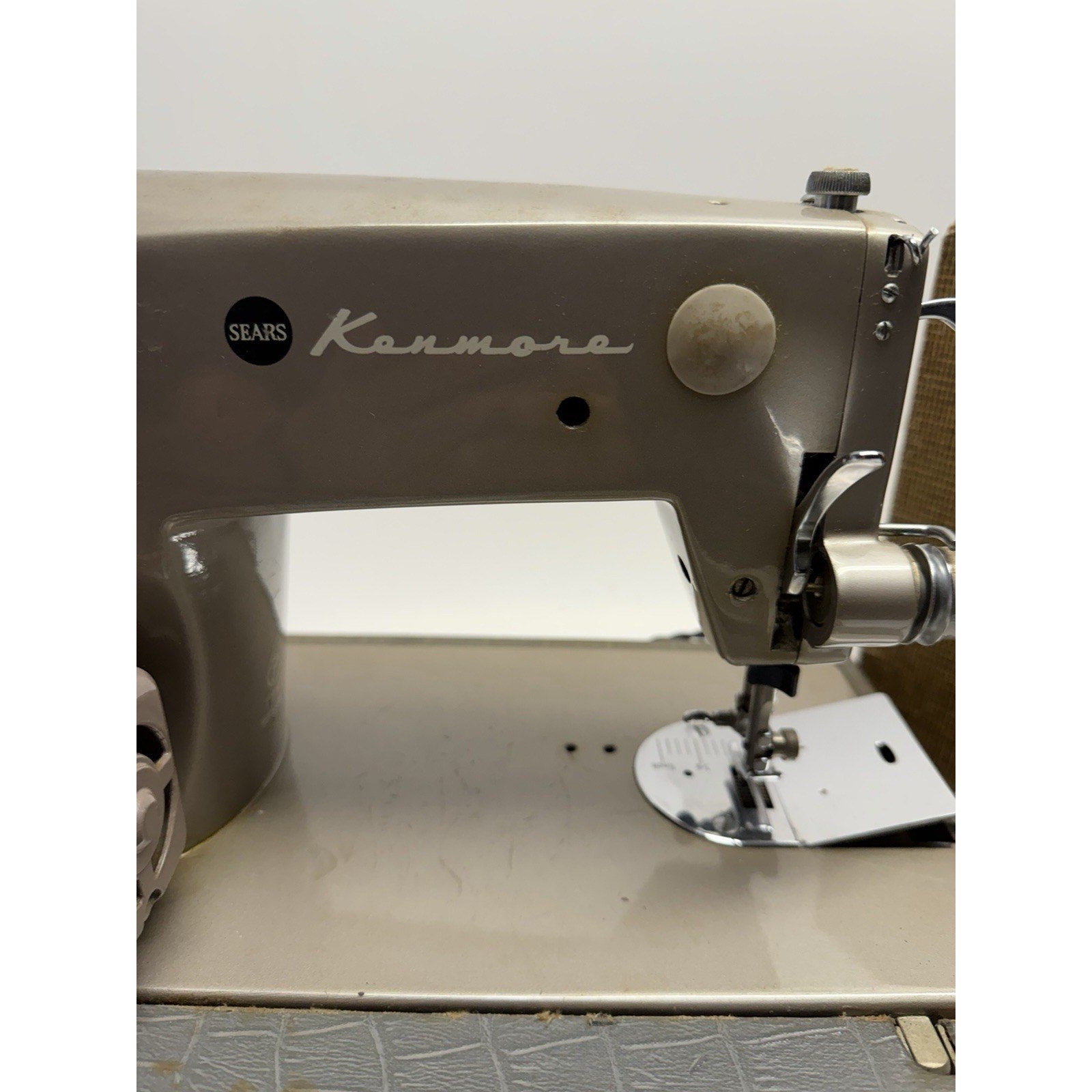 VINTAGE 1960s Kenmore Model 148.280 Sewing Machine w/ Foot Pedal - WORKS GREAT !