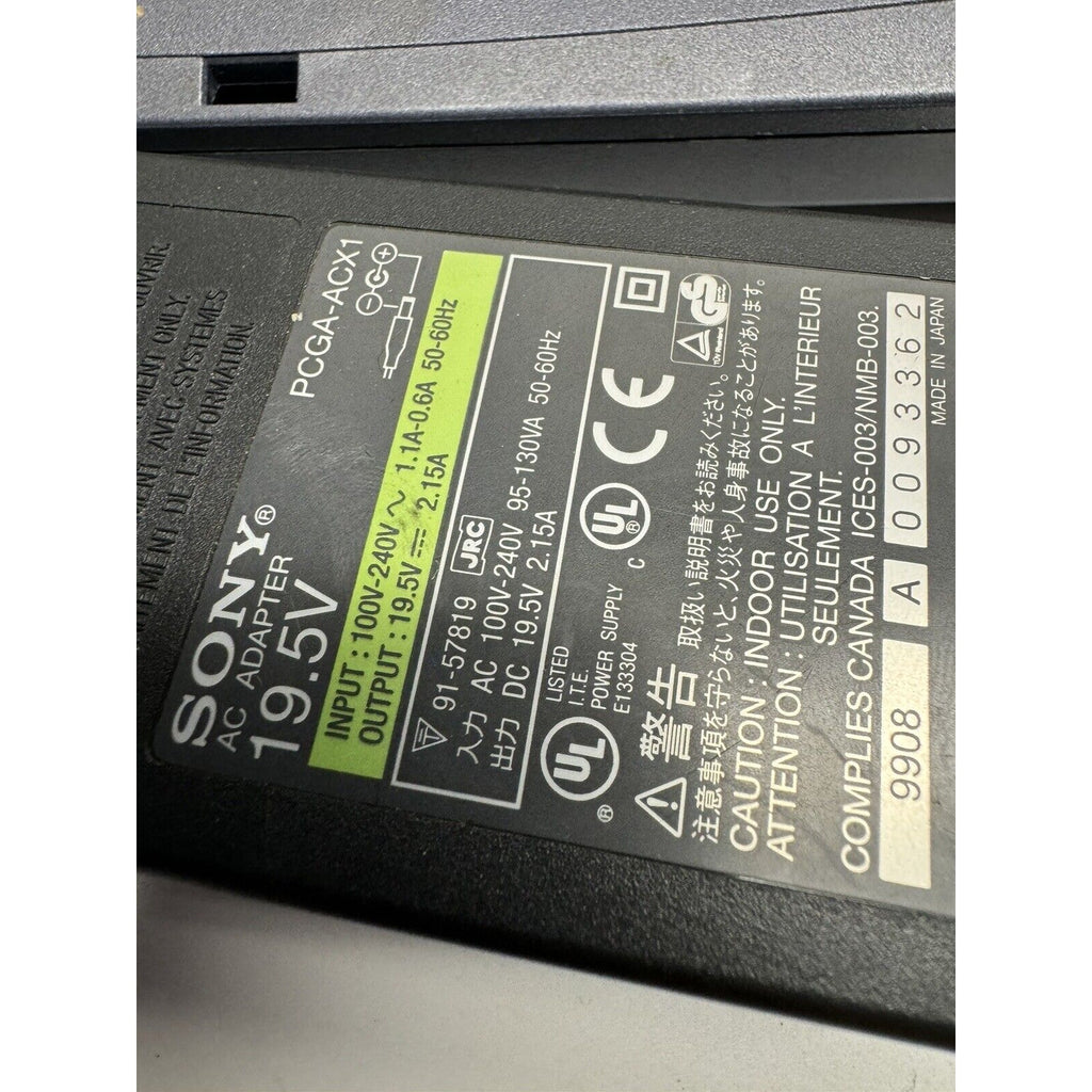 VINTAGE Sony VAIO PCG-F340 Laptop w/OEM Power Adapter For parts or repair.