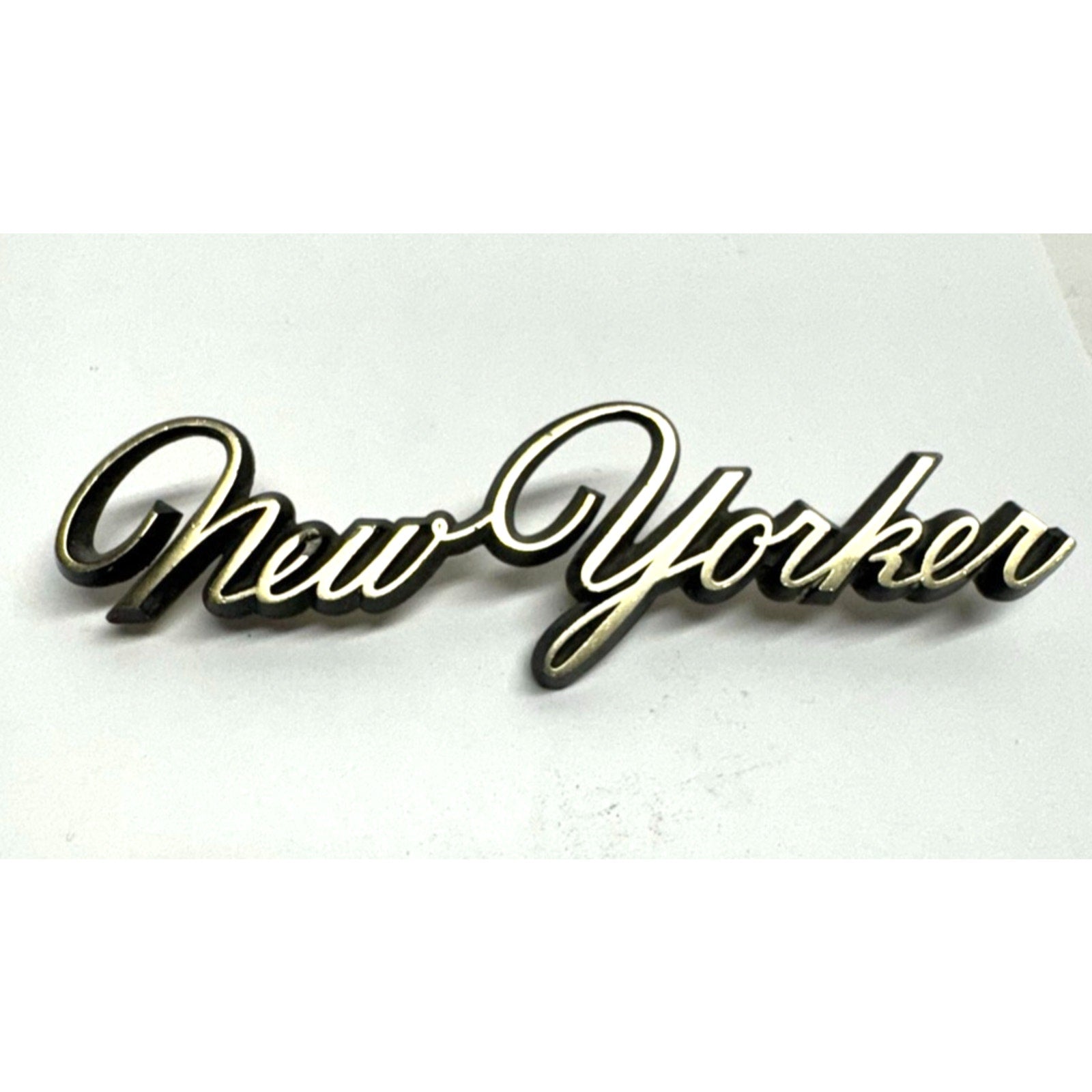 Vintage 1966 CHRYSLER NEW YORKER FRONT FENDER SCRIPT NAMEPLATE EMBLEM