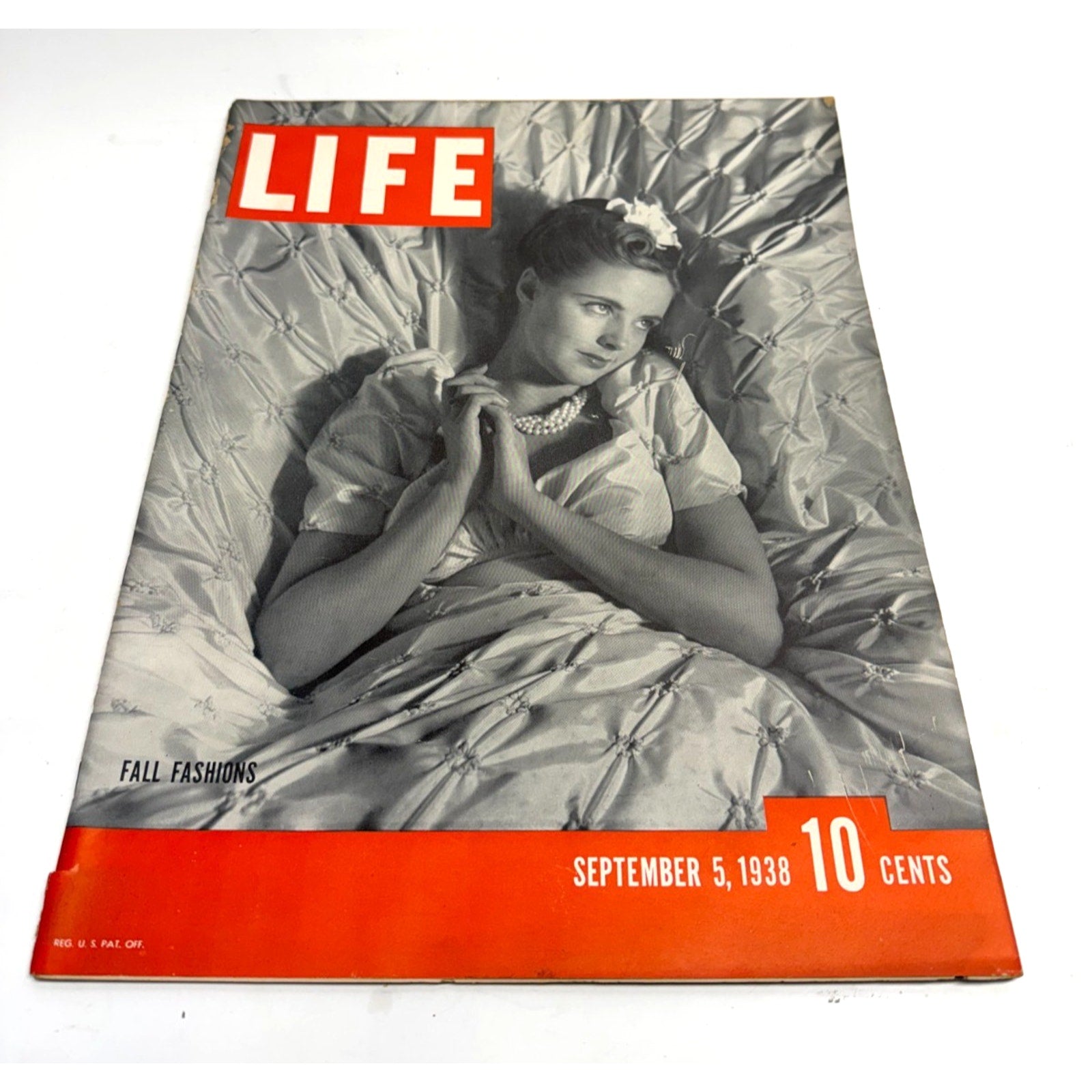 VTG Life Magazine September 5, 1938 Fall Fashions - Bing Crosby - Robert Riggs