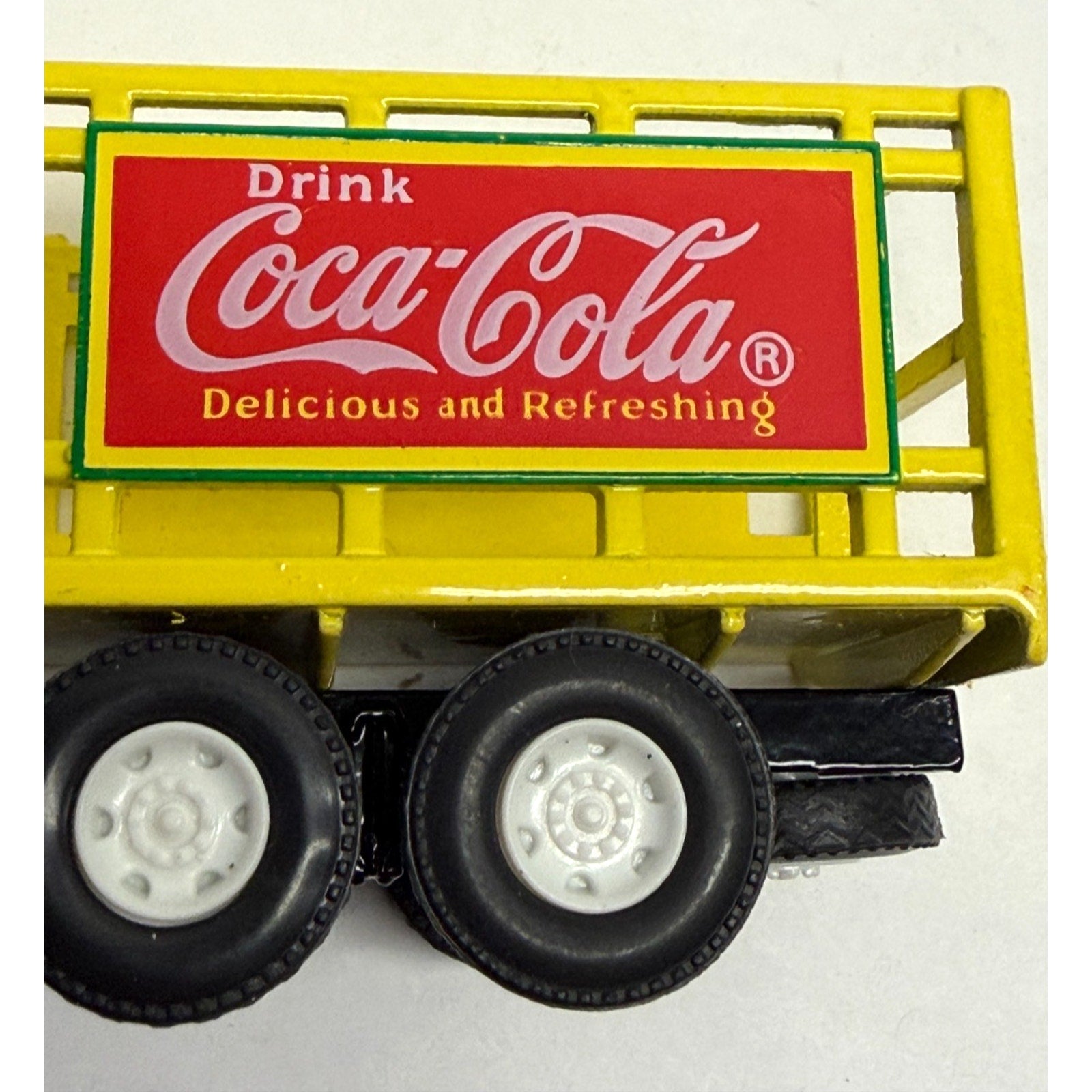 Vintage Collectables Coca Cola 1:64 Die Cast Metal Mack CJ Truck (1991) Die Cast