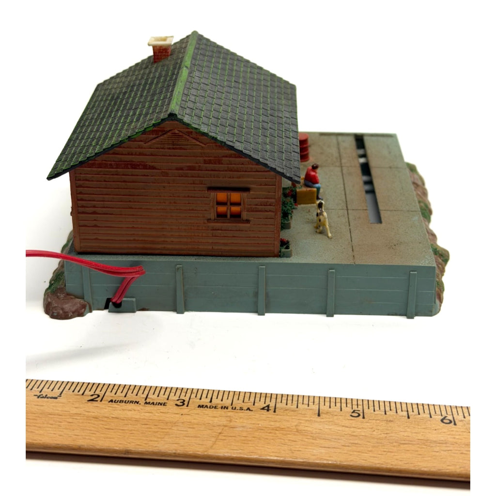 Vintage Tyco HO Scale - Freight Unloading Depot Remote Control No. 931-800