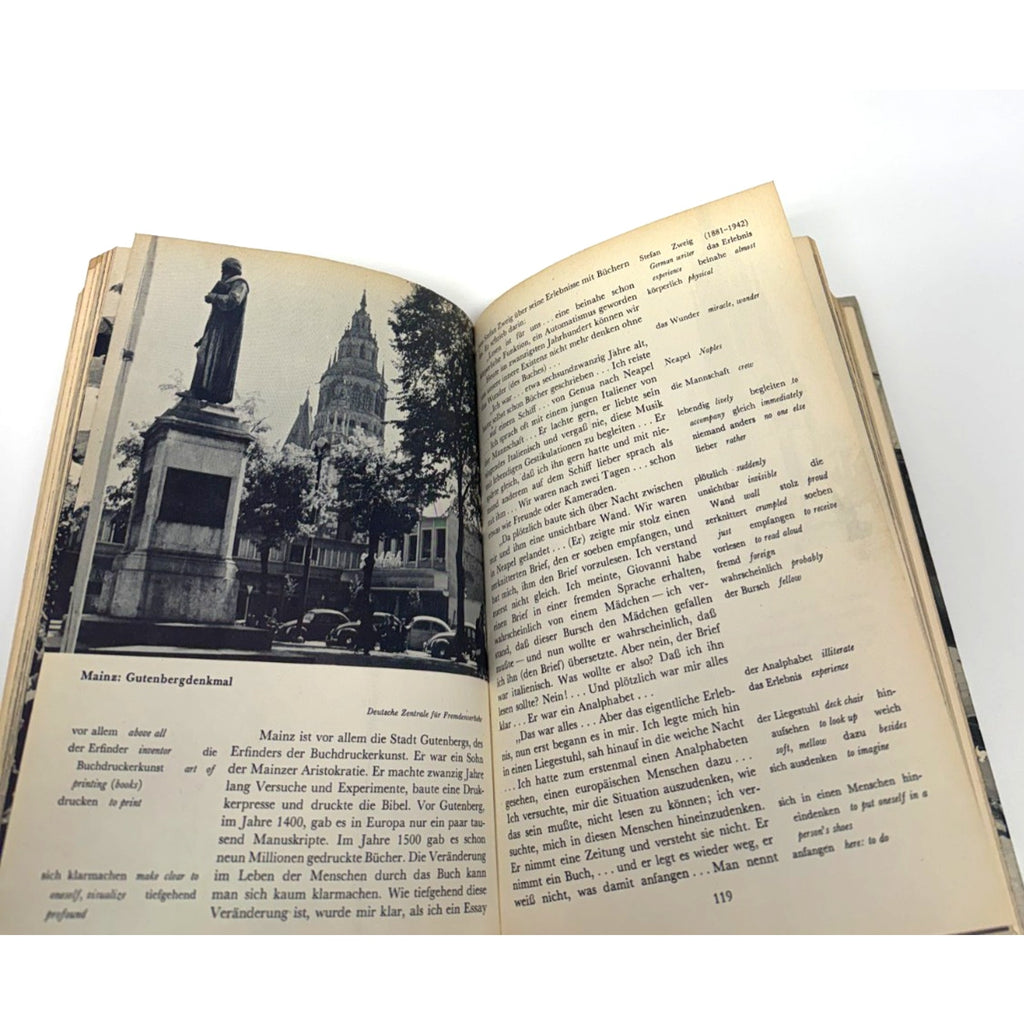 Vintage German Reader Im Wandel der Jahre 1959 Hardcover Book Harold von Hofe VW