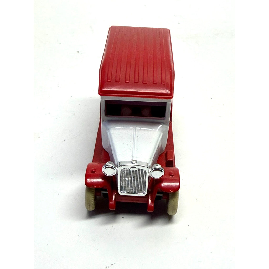 VTG LLEDO - DAYS GONE - 1934 CHEVROLET VAN - HOSTESS CAKES