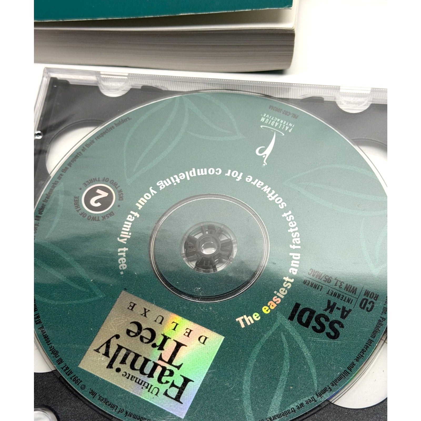 VINTAGE Ultimate Family Tree software with Manual