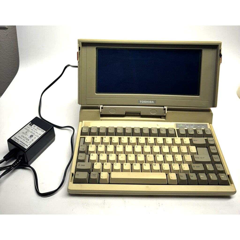 Vintage Toshiba T1100 Plus Laptop Computer, Dual DD Floppy Mono 640K : POWER ON