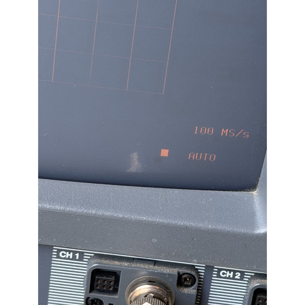 VINTAGE LeCroy 9310L 300MHz DSO 2Ch, 1Mps Per Channel WORKS!