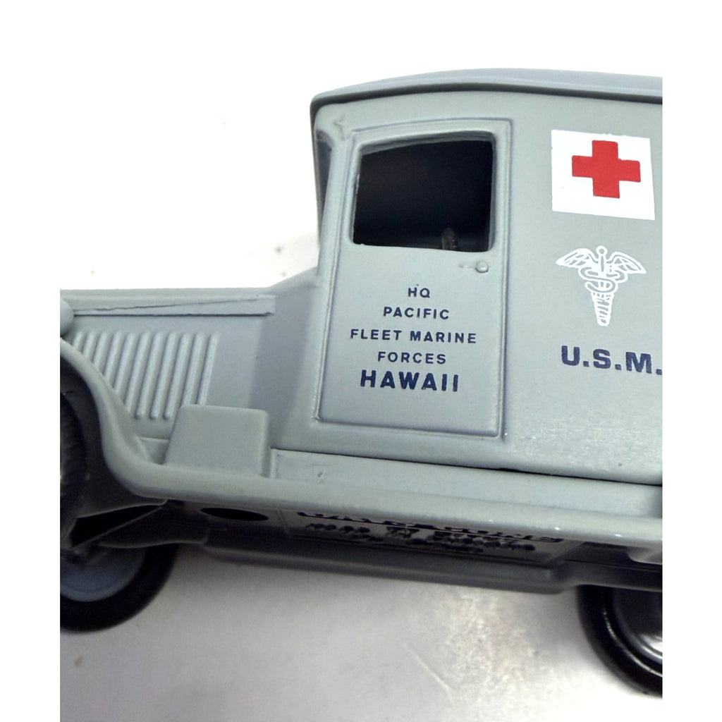 VTG Lledo "Days Gone" die-cast model of a U.S. Marine Corps ambulance