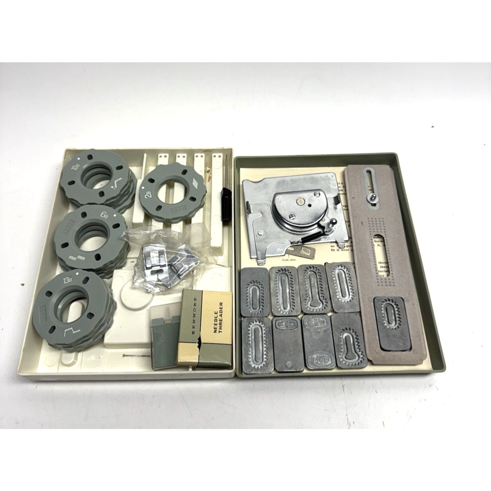 VINTAGE Sears Kenmore Sewing Machine Buttonholes Templates Part Attachments Box