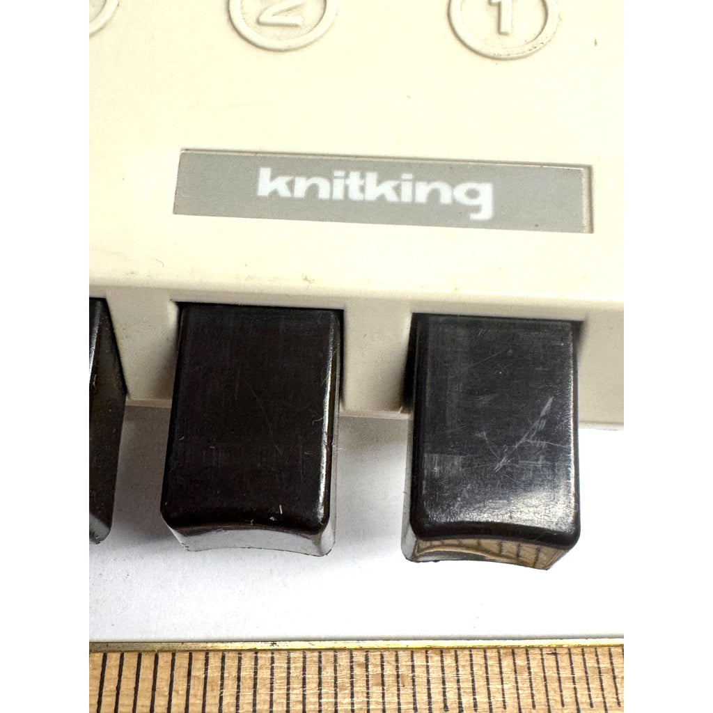 Vintage Knitking KNITTING MACHINE KHC820 COLOUR CHANGER
