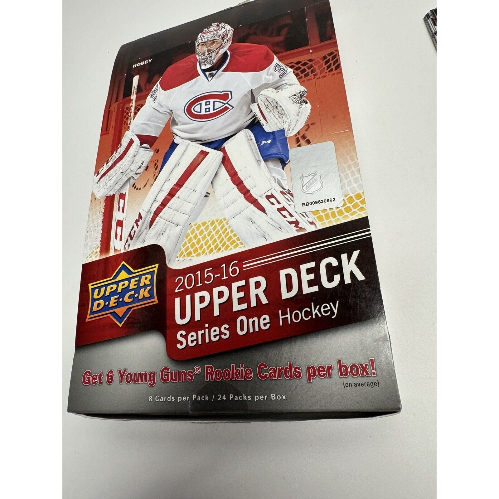 2015-16 Upper Deck Hockey Series 1 one Hobby Box : 178 Cards