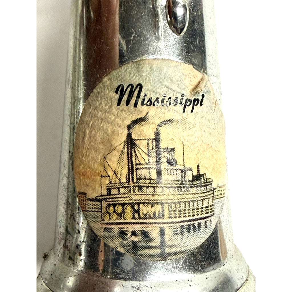 Vintage Mississippi salt, pepper shakers with compass