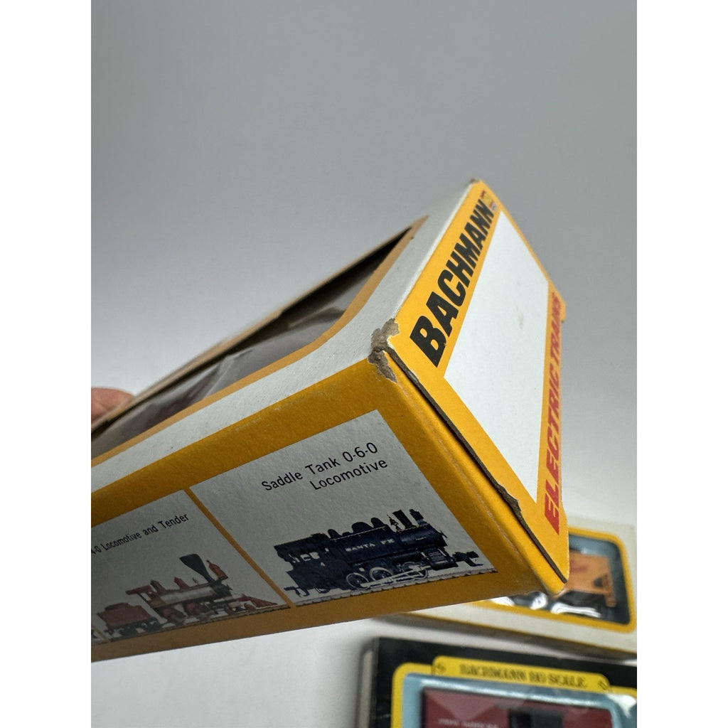 VINTAGE Lot of 9 Bachmann HD Train Cars NEW IN BOX