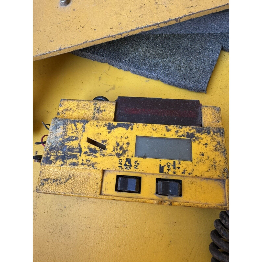 VINTAGE 1983 CLS AccuSweep 721 Rotary Leveling Laser Level