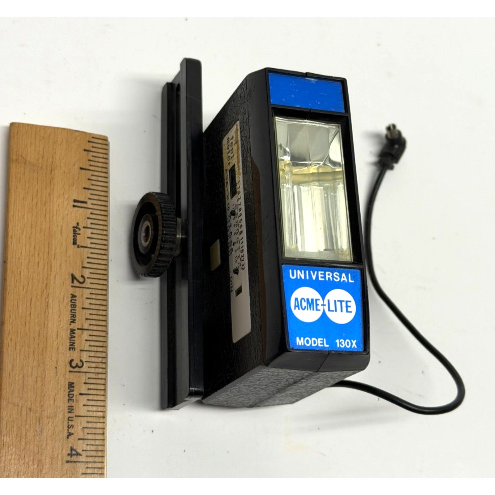 Vintage Acme-Lite Model 130X Universal Electronic Flash for 35mm+Instamatics VG