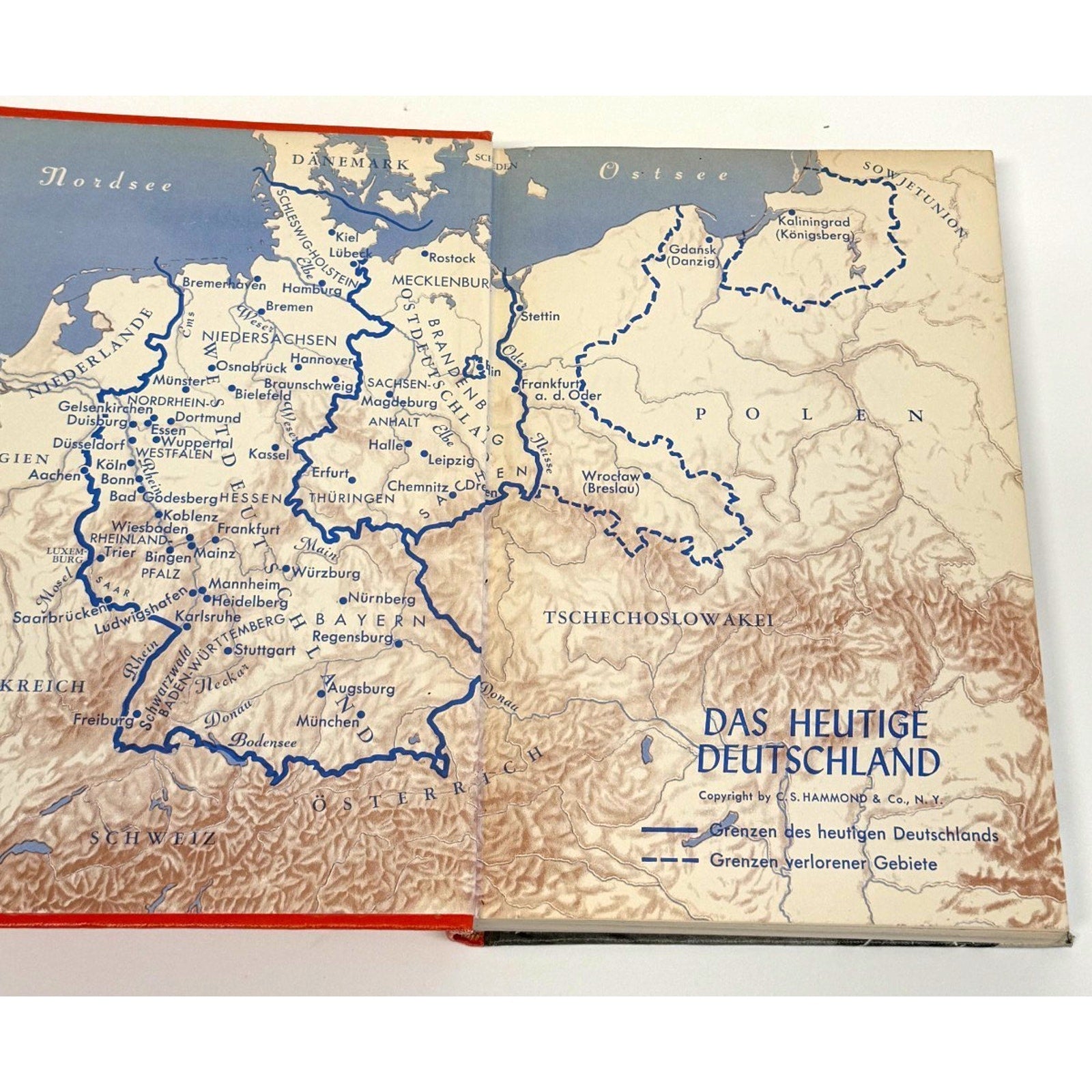 Vintage German Reader Im Wandel der Jahre 1959 Hardcover Book Harold von Hofe VW