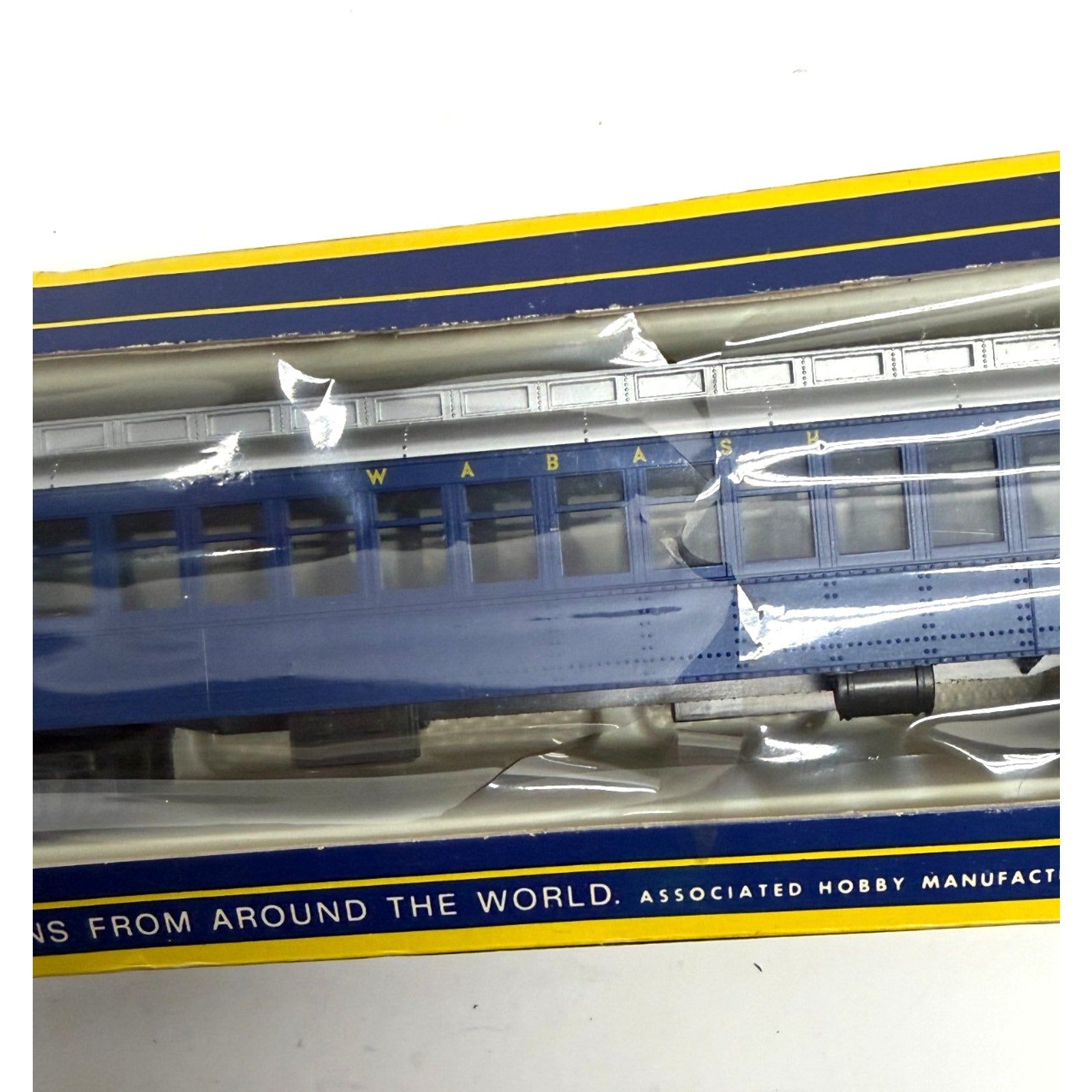 Vintage AHM Rivarossi 1920 Coach Car Train 6205-WA Wabash #1425 HO