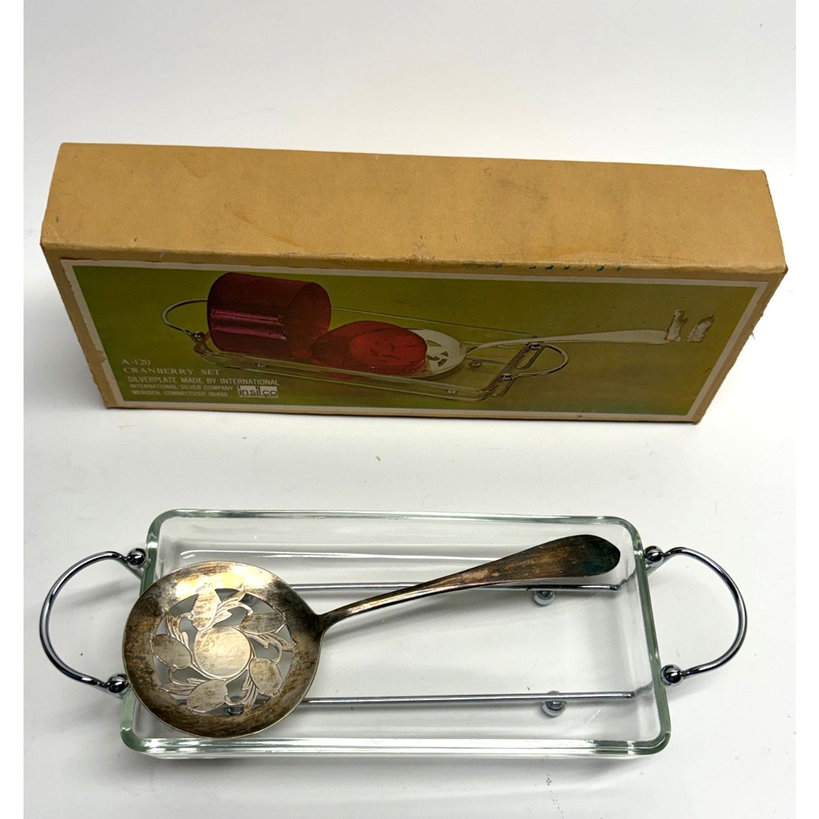 Vintage WM Rogers Silverplate Cranberry Serving Set Plate & Spoon Original Box