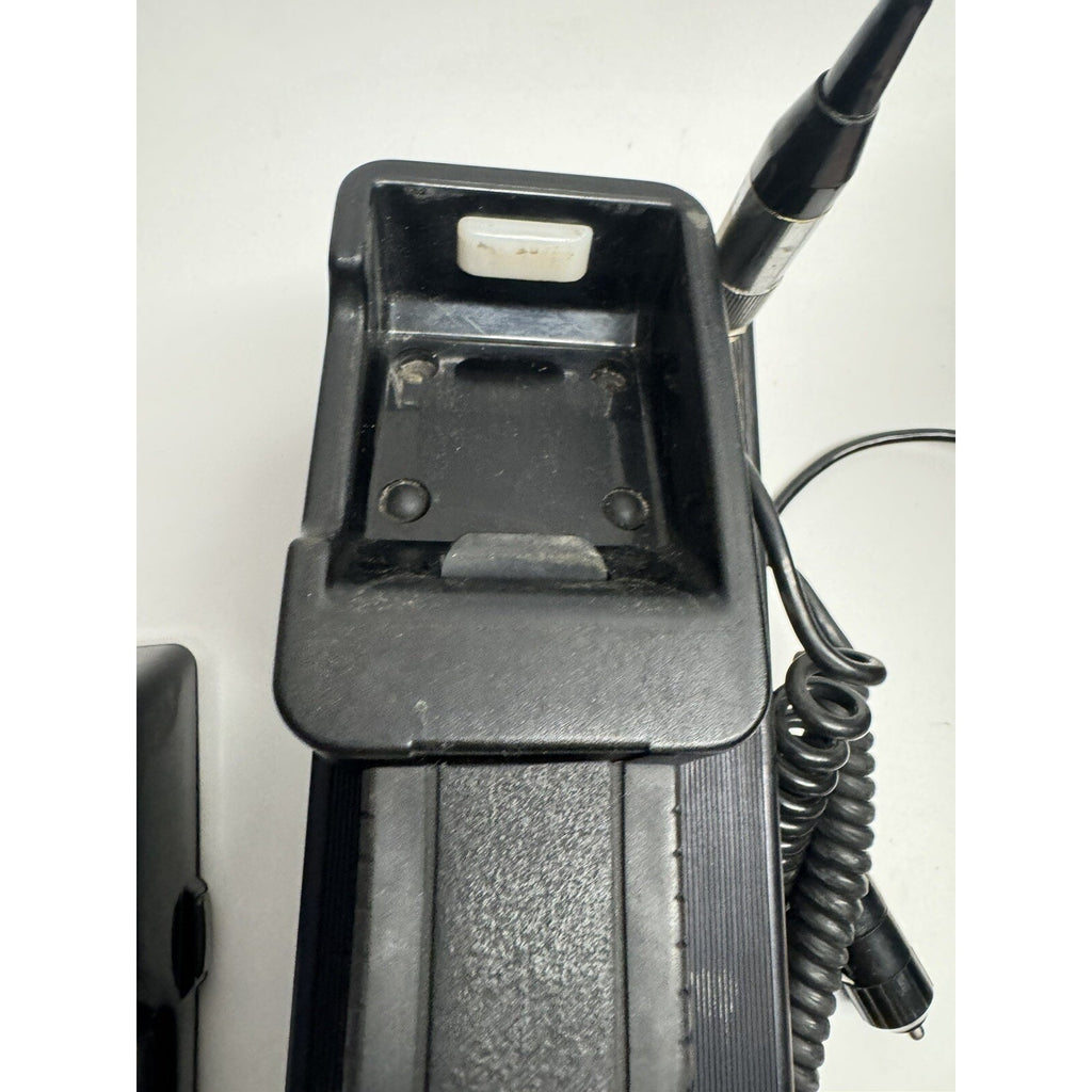 Vintage Motorola Kraco Mobile Phone S1633A Car Charger UNTESTED