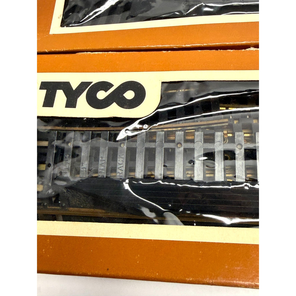Vintage lot of 2 Tyco HO Scale Electric Train Track - Uncoupling / Rerailer