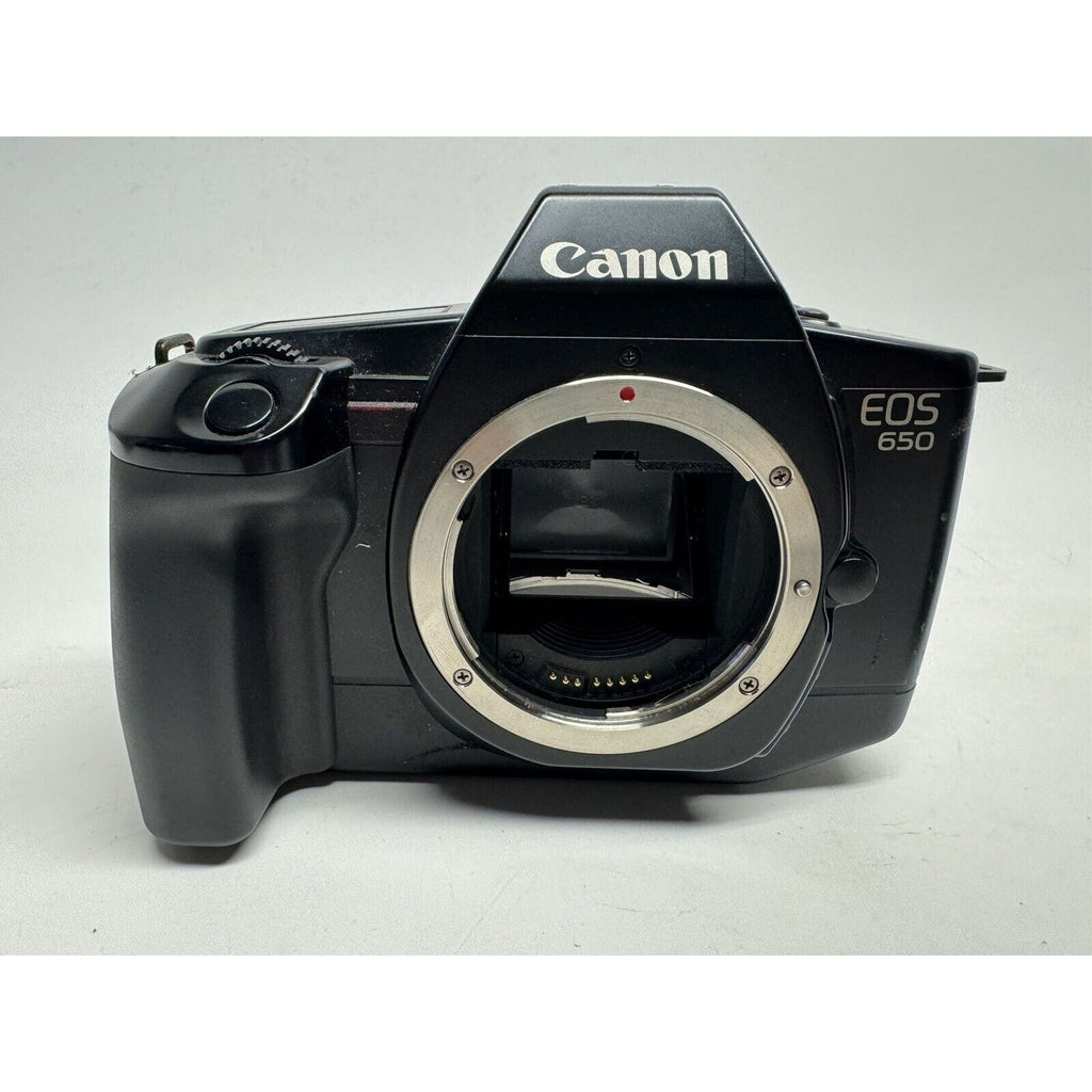 VINTAGE Canon EOS 650 35mm SLR Film EF Lens Mount Camera Body Only UNTESTED