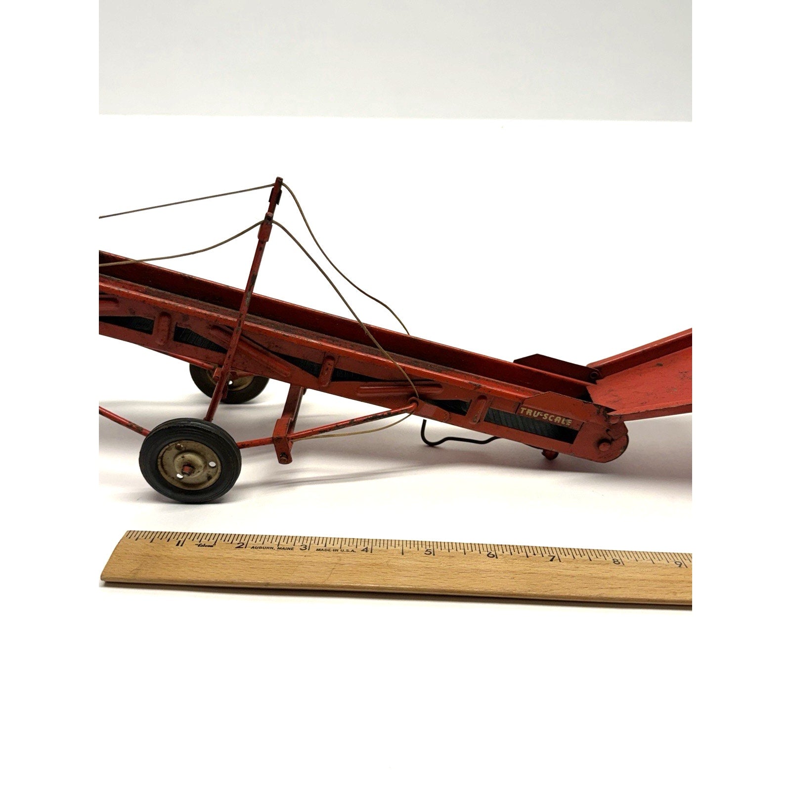 Vintage Tru-Scale International Harvester Hay Elevator 1:16 Farm Implement EXUC