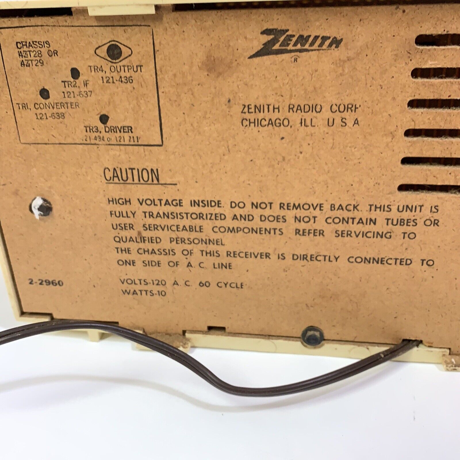 Rare Vintage Zenith Solid State AM (AM only) Radio Model Z212W Made in USA