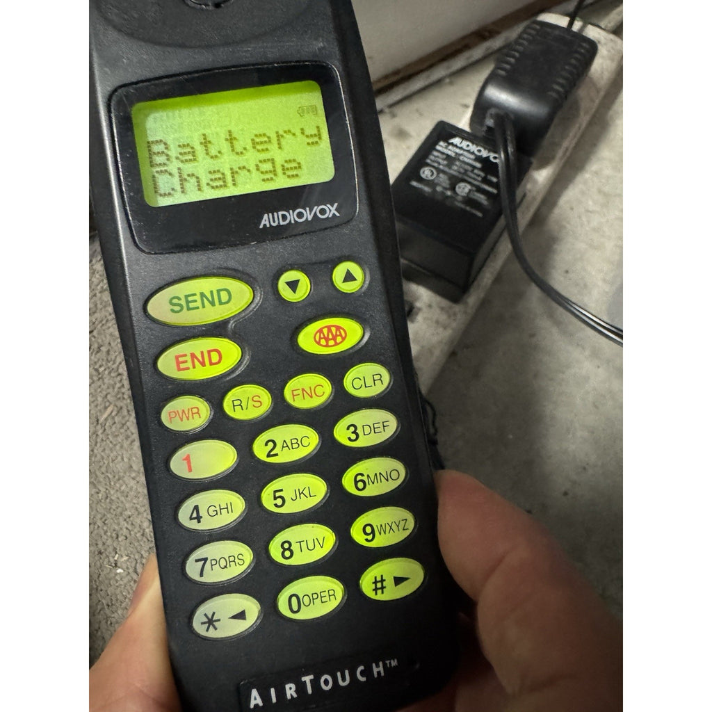 Vintage 1998 NOS Audiovox Airtouch MVX506AAA Wireless Portable Cellphone
