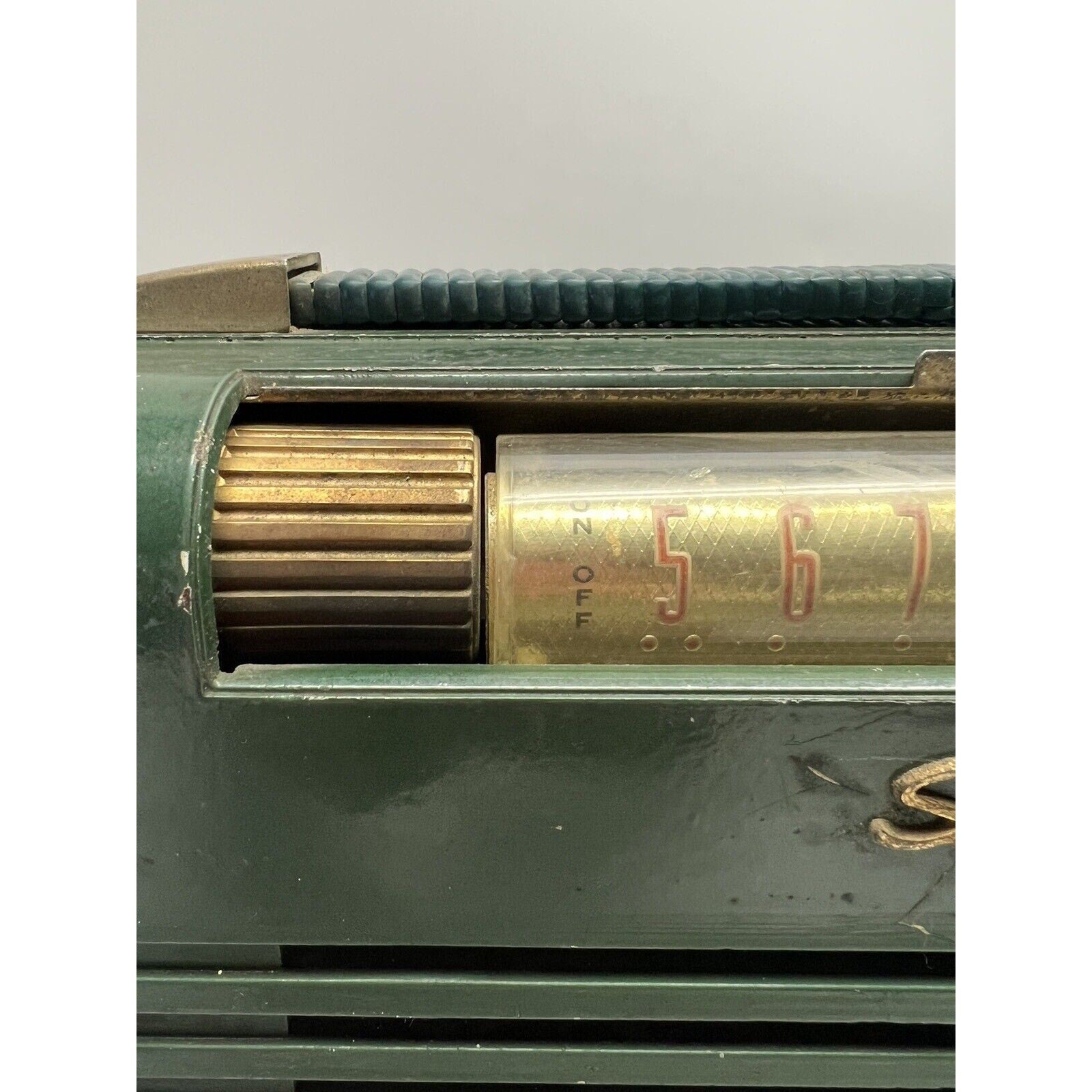 Vintage 50s Sears Roebuck SILVERTONE 2022 Radio Green/Gold Power On :Nd Repair