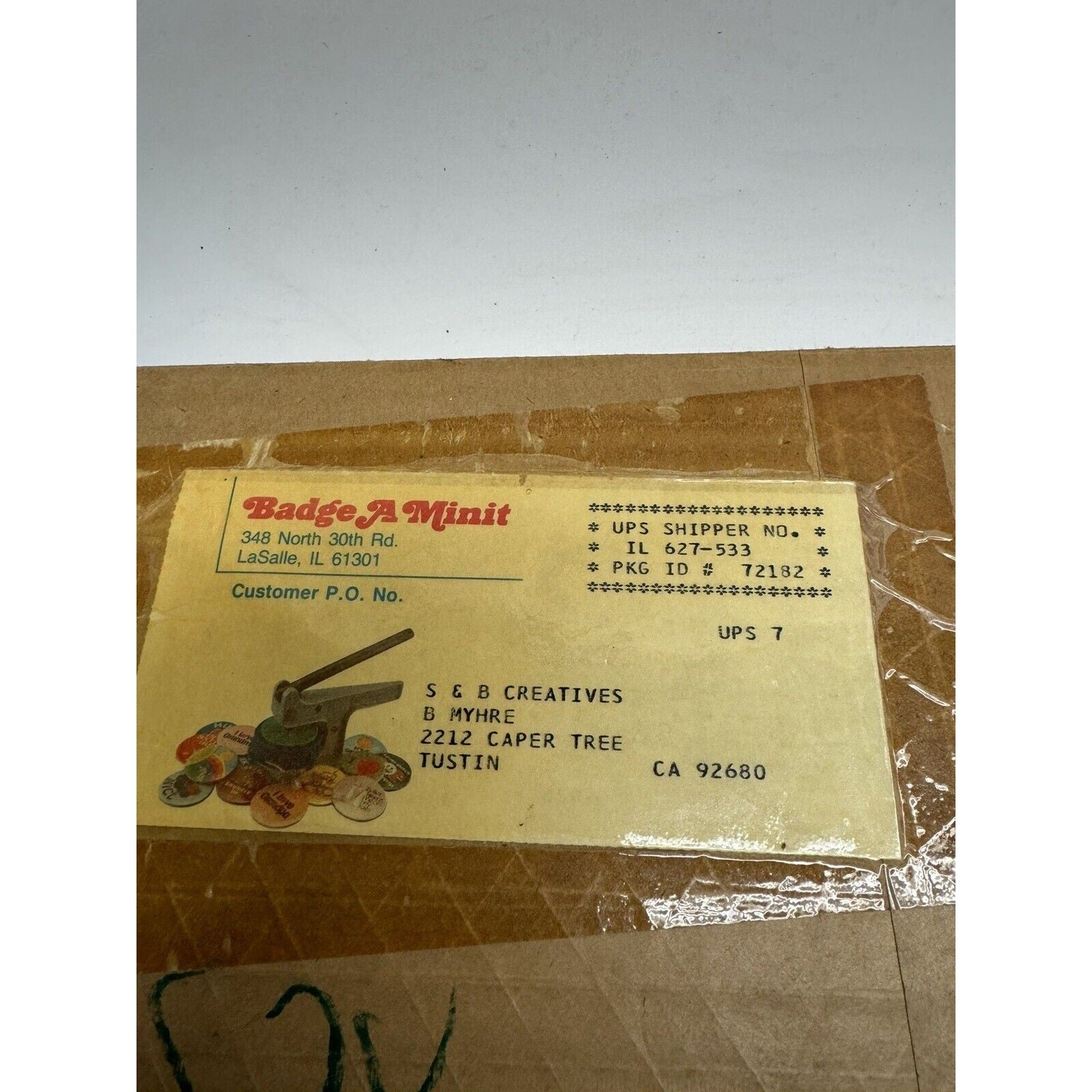 Vintage NOS Badge A Minit Hand Press Button Maker Complete