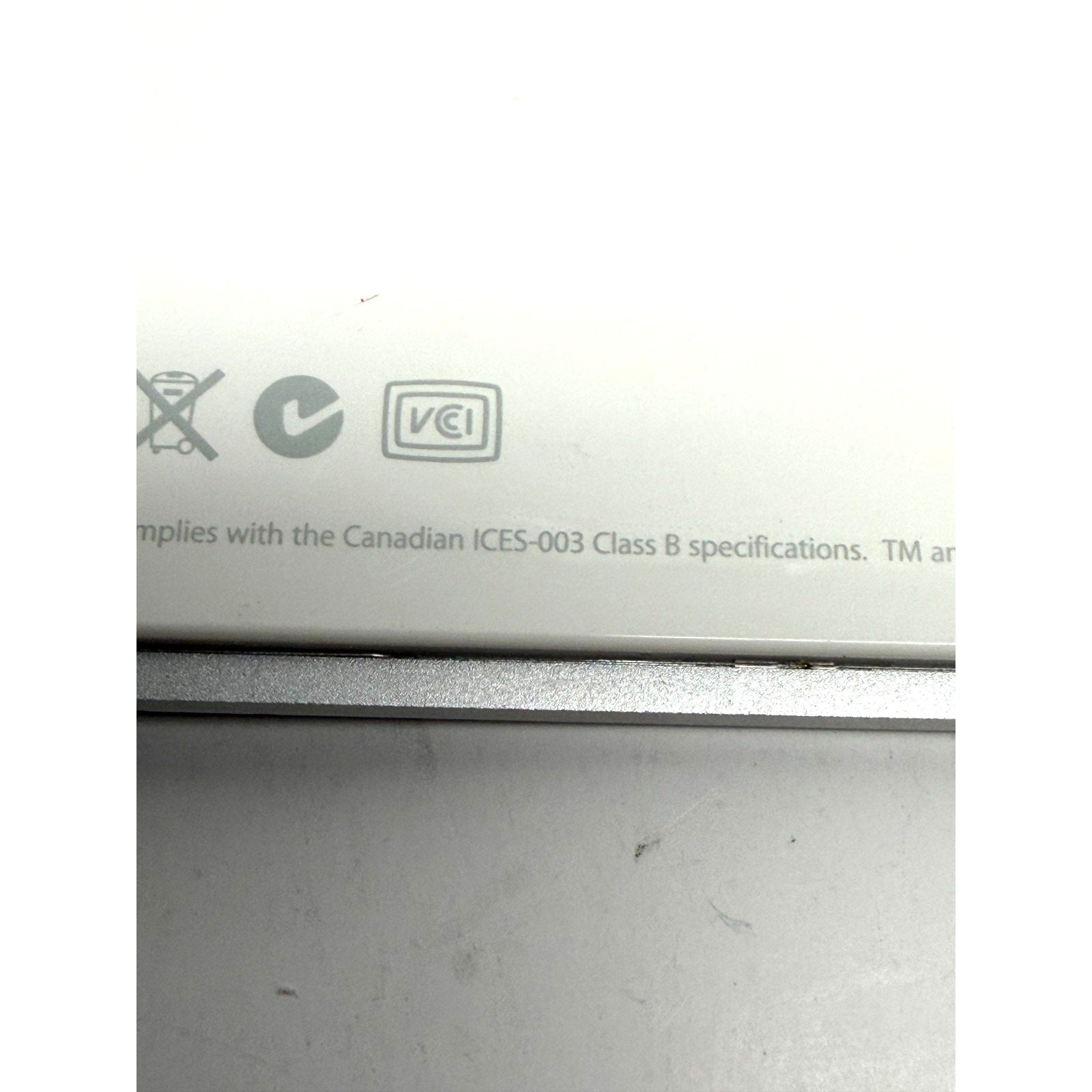 VTG Genuine Apple A1243 Wired USB Keyboard w/Keypad for iMac, Mac Mini, Mac Pro