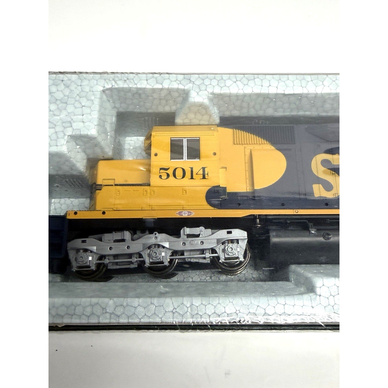 VTG Factory Seal Kato 37-6328 HO Scale Santa Fe EMD SD40 Diesel Locomotive #5014