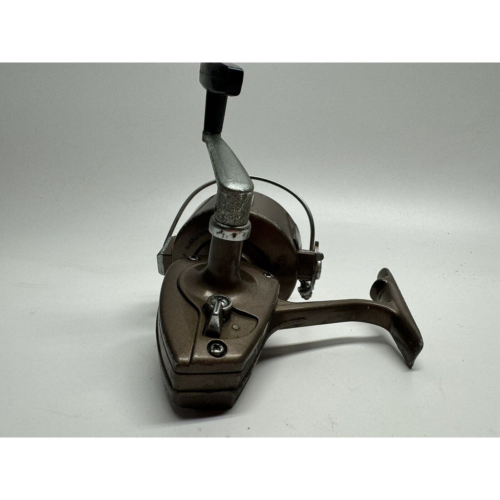 VINTAGE Daiwa 406 Fishing Reel Made in Japan