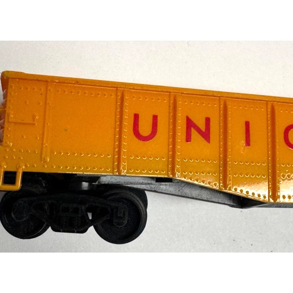 Vintage AHM HO Scale Union Pacific Yellow Gondola 50' MADE IN HONG KONG