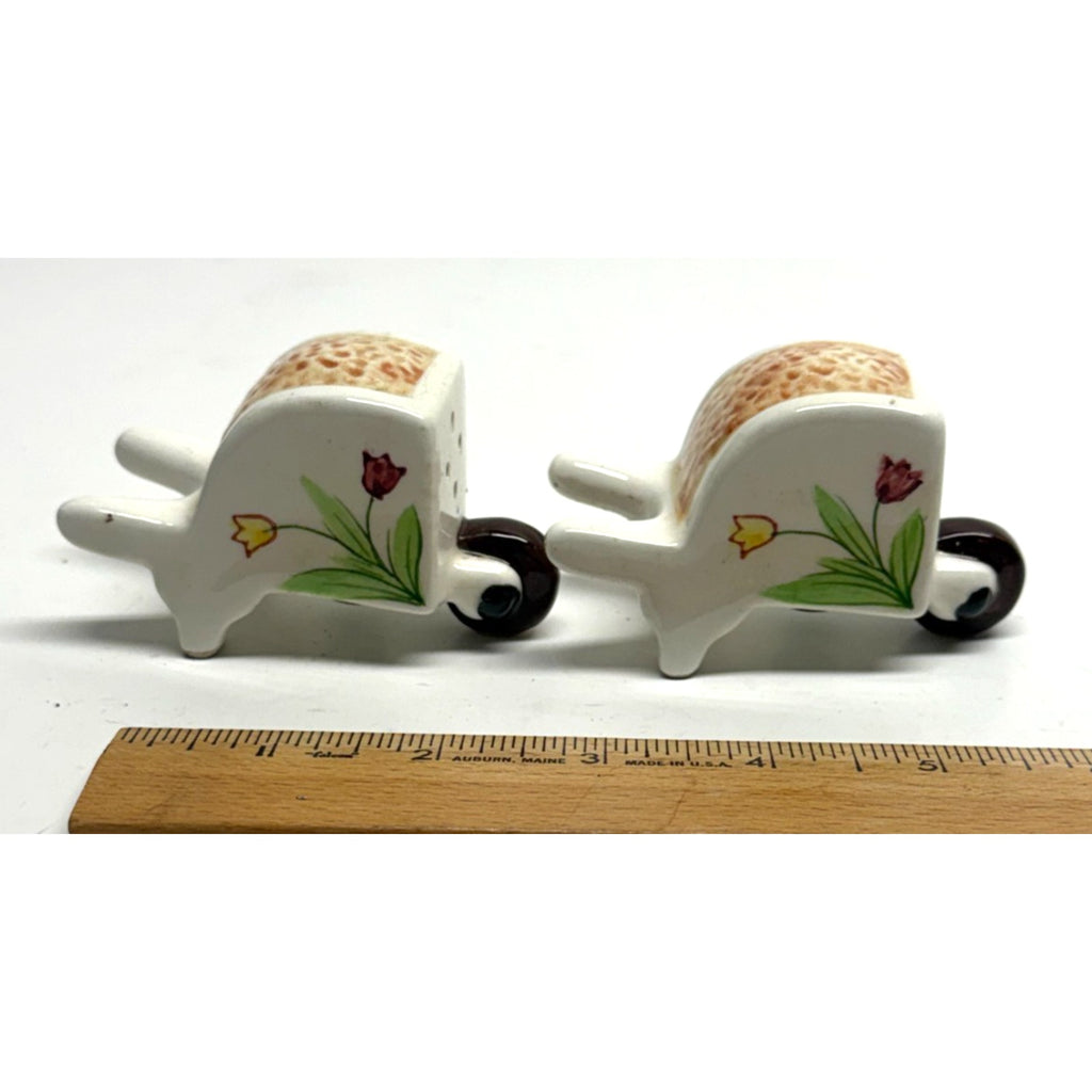 Vintage Porcelain Wheelbarrow Salt & Pepper Shakers Tulips Spring (Japan)