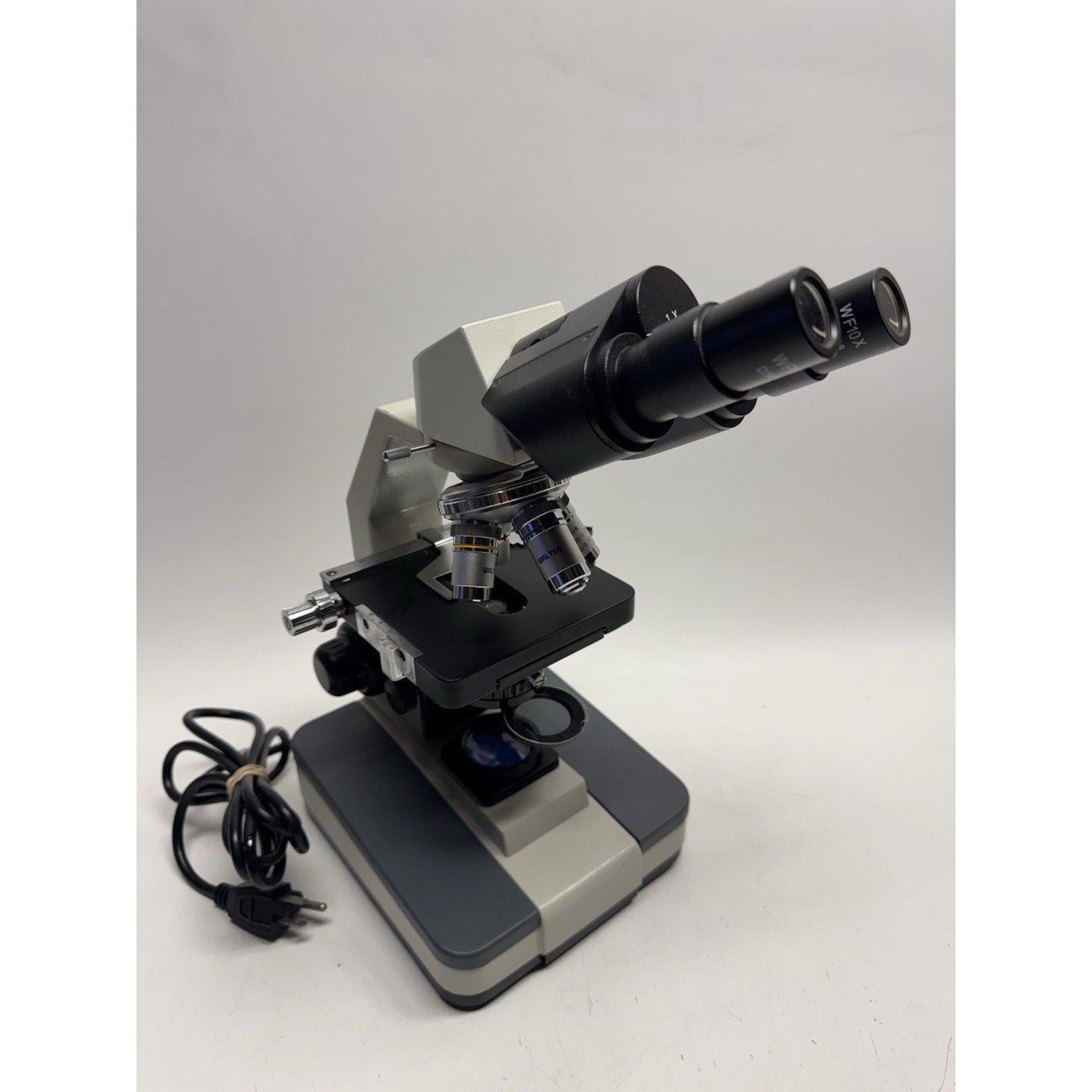 Gently Used Binocular Compound Microscope w/WF10X Eyepieces & Walter Lenses