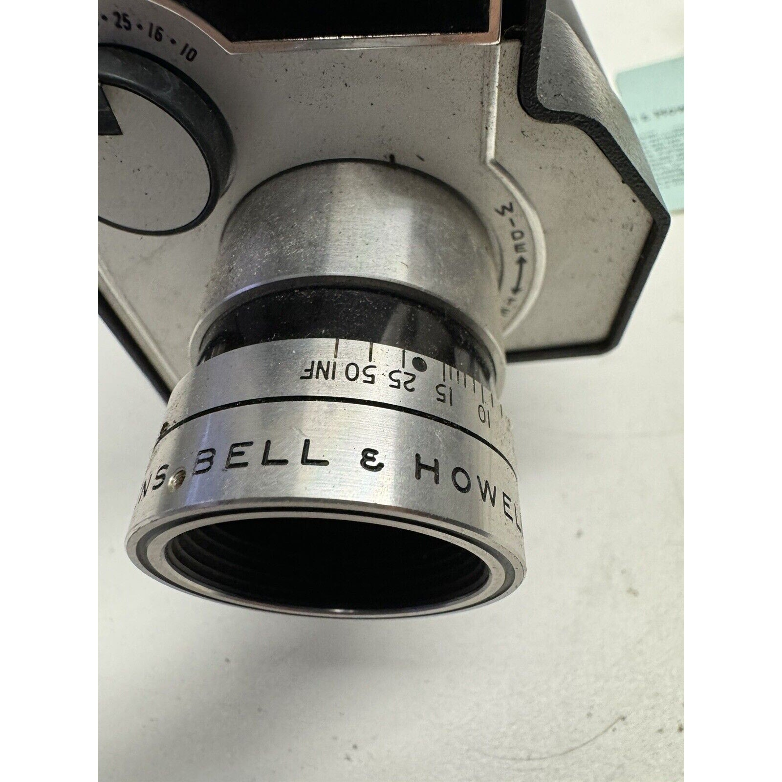 VINTAGE BELL & HOWELL REFLEX ZOOM AUTOLOAD 8MM MAGAZINE MOVIE CAMERA UNTESTED