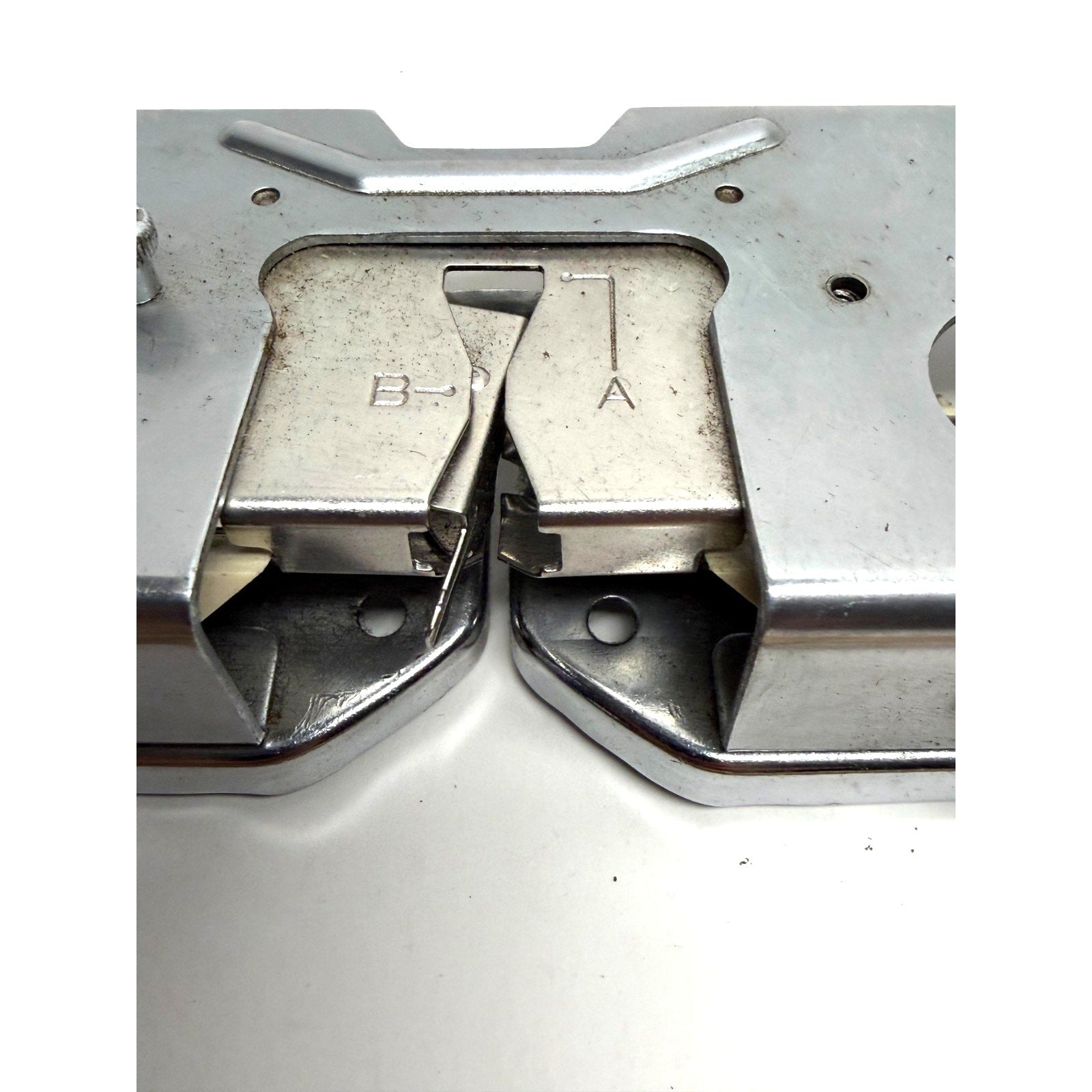 Vintage Brother Knitting Machine Part Sinker Plate Assembly KH820-KH970