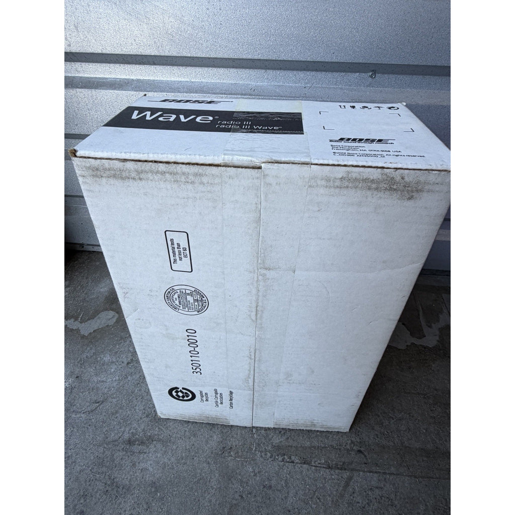 VINTAGE FACTORY SEALED Bose Wave Radio III Model 343207-1210 Platinum White