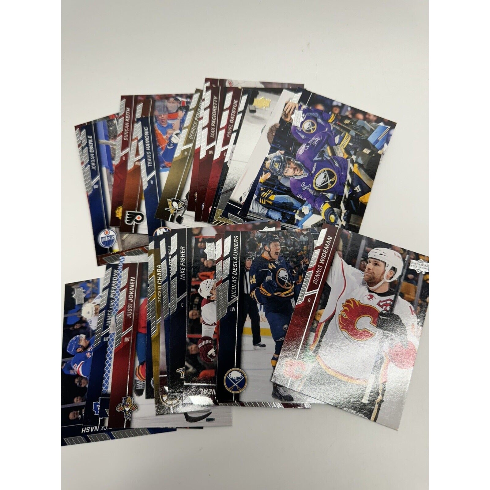 2015-16 Upper Deck Hockey Series 1 one Hobby Box : 178 Cards