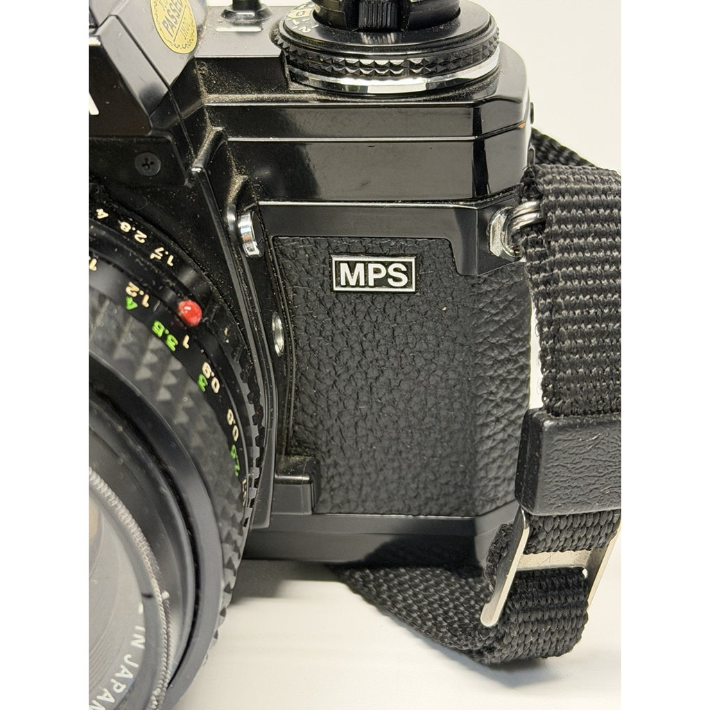 VINTAGE Minolta X-700 35mm Film Camera MC ROKKOR-X 50mm f/1.7 Lens