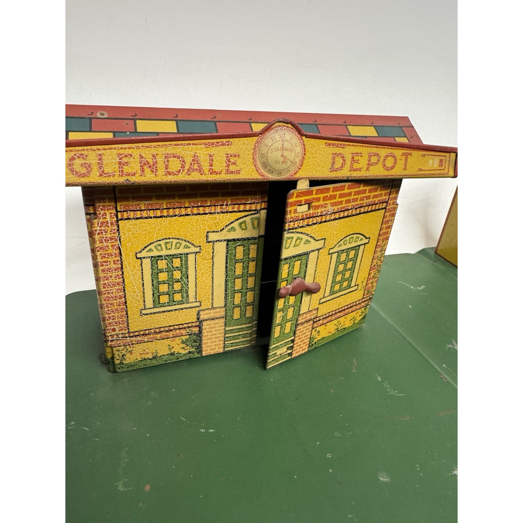VINTAGE MARX #1900 Glendale Train Depot Pre-War Tin Toy O SCALE GOOD W/ LIONEL