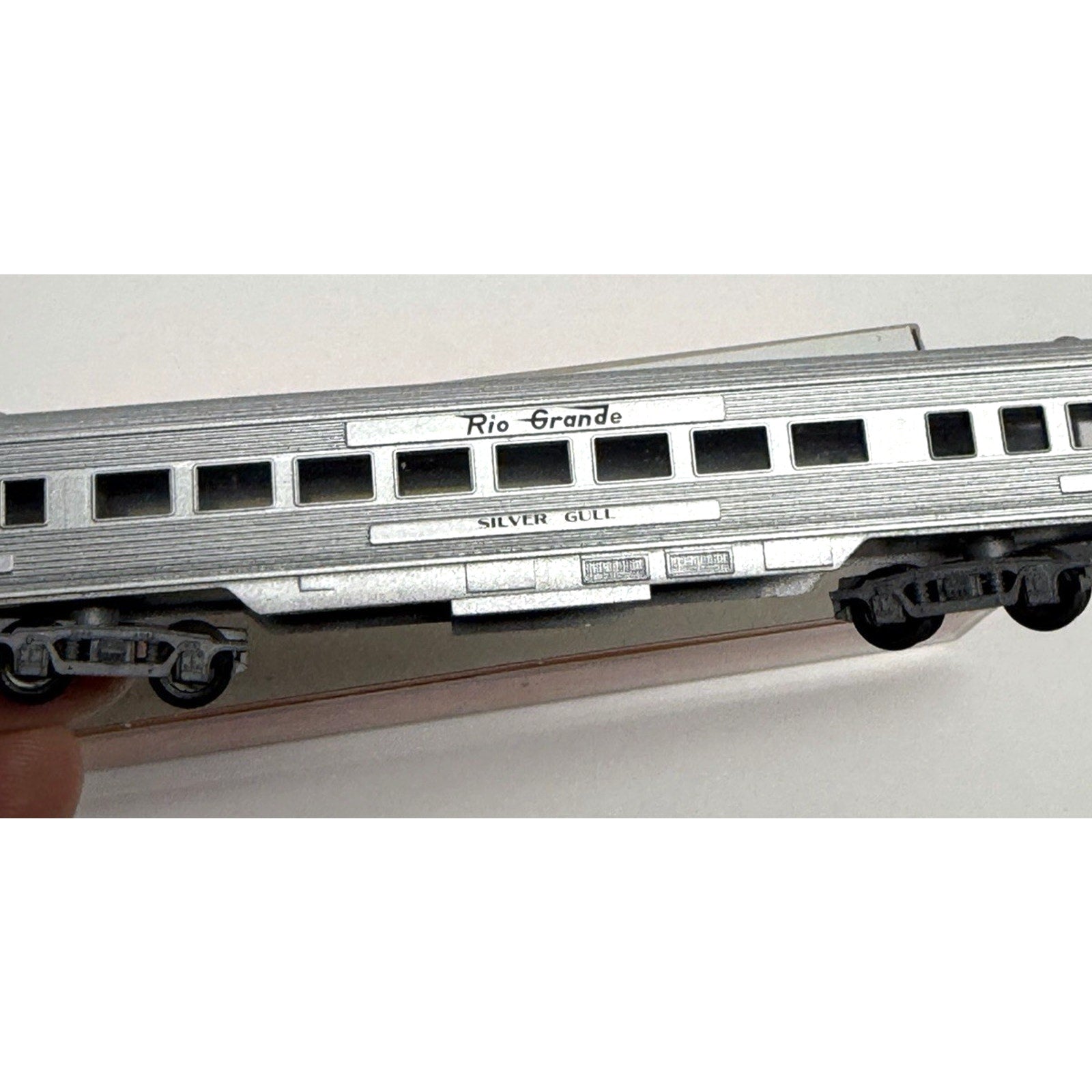 VTG CB8 Arnold N Scale No. 5416 Rio Grande "Silver Shop" Vista Dome Car Germany