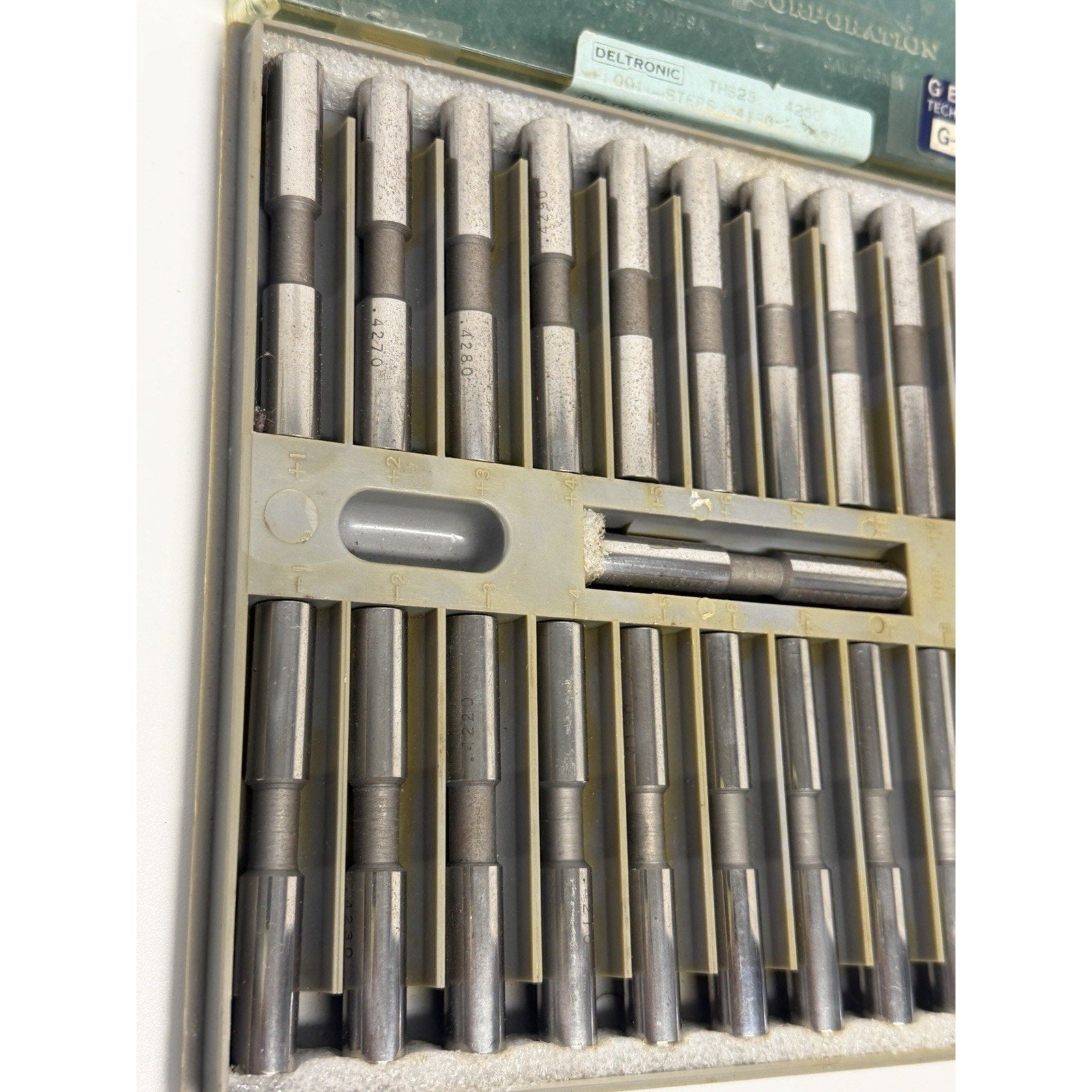 VINTAGE Deltronic .4250” THS25 Pin Gage Set .4130" - .4370" Thou Gauge