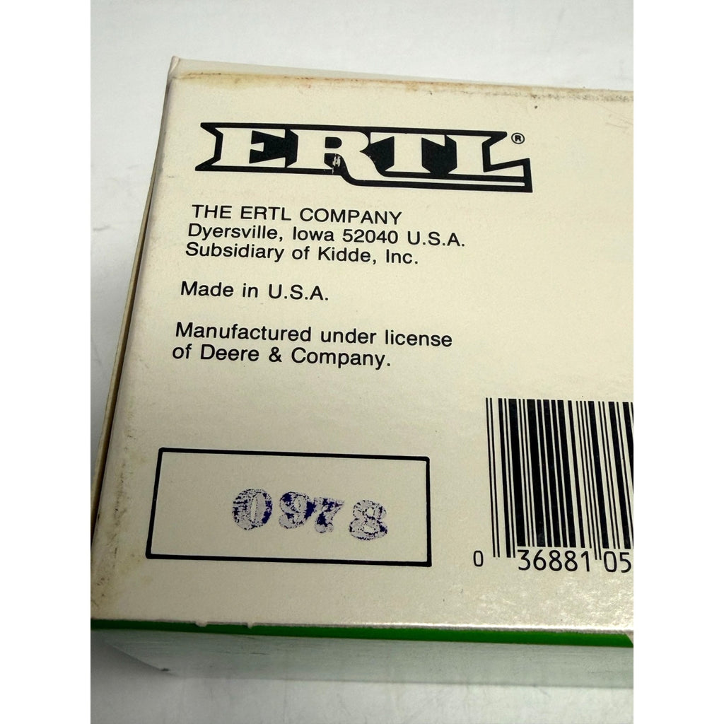 Vintage SEALED ERTL 1/64 Scale John Deere Implement Hauling Flatbed Truck #5542