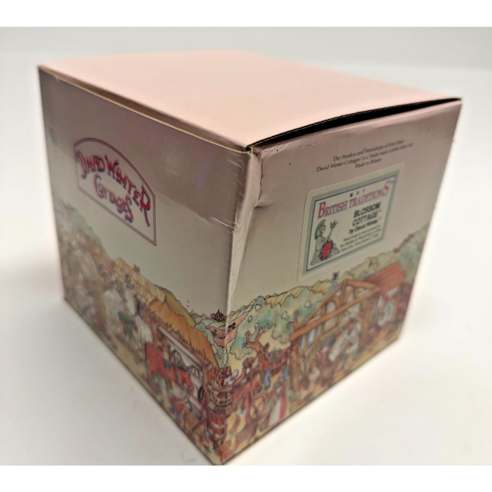Vintage David Winter British Traditions May "Blossom Cottage" 1989 Brand New