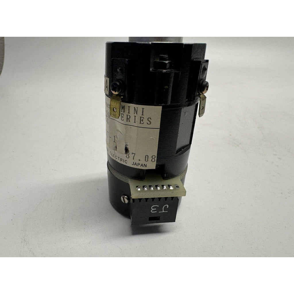 VINTAGE Yaskawa Electric Minertia Motor Mini Series T01SB4 700607 Made in Japan